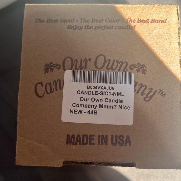 NWT Multi Colored Melon Scented Candle !! - Picture 6 of 6